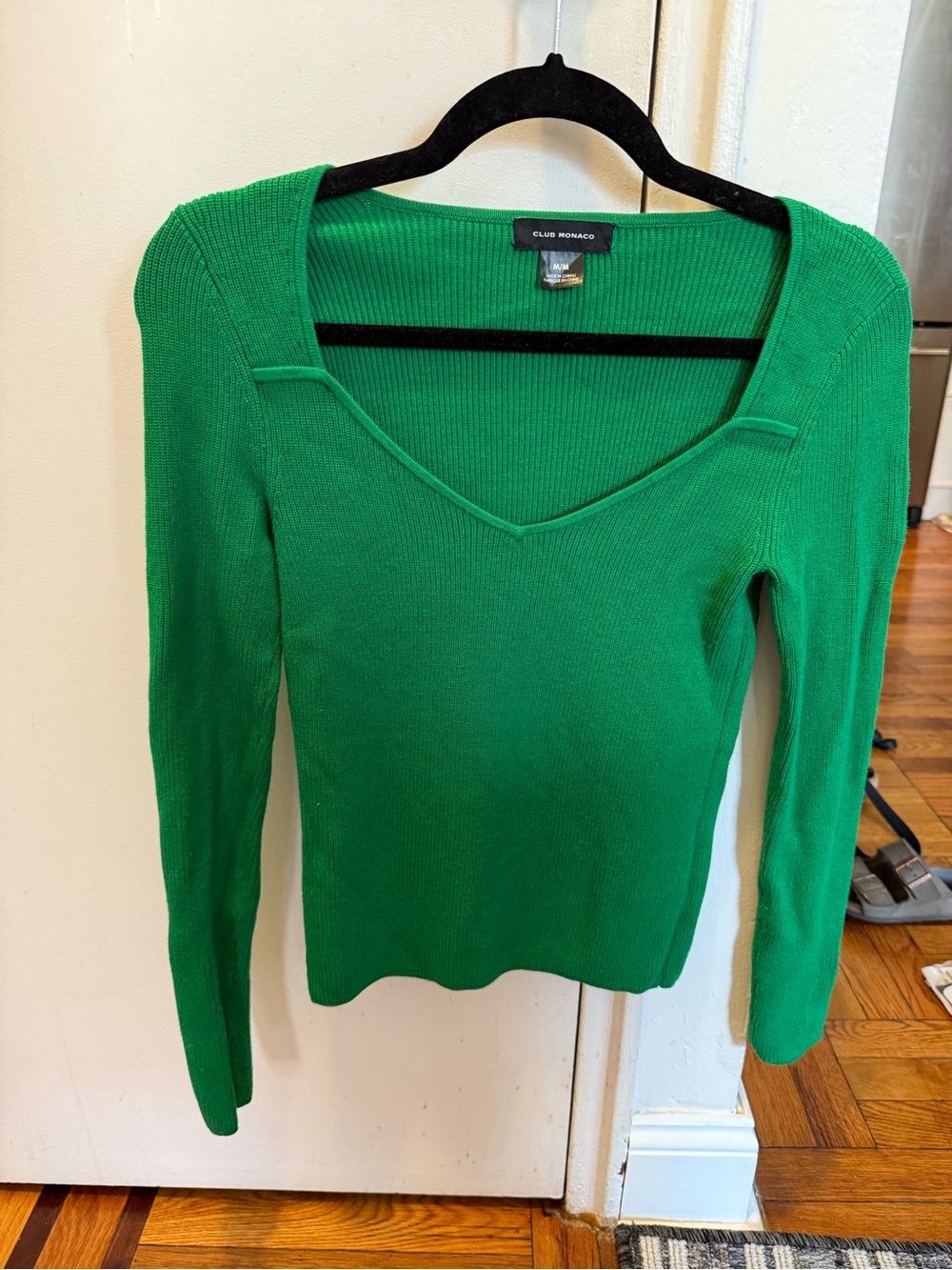 Club Monaco Emerald Green Ribbed V-Neck Sweater